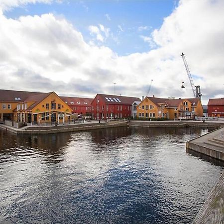 Kongensgate, Koselig Liten Leilighet, 5 Min Unna Sentrum Kristiansand Exterior foto